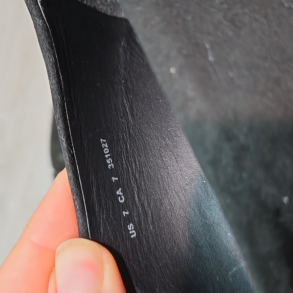 COS Women 70s V cut pump Suede The Pointed Toe Heels Shoes sz 7 - Picture 14 of 14